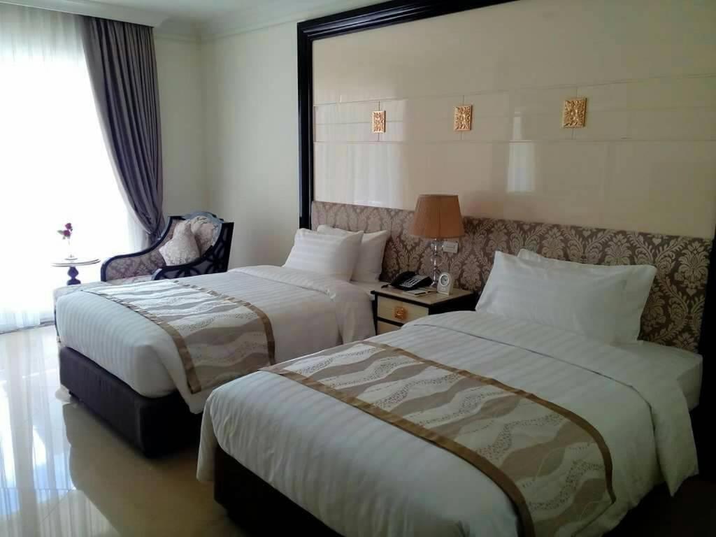 Lk Celestite Hotel Pattaya Bagian luar foto