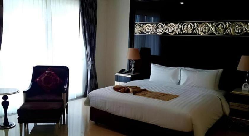 Lk Celestite Hotel Pattaya Bagian luar foto