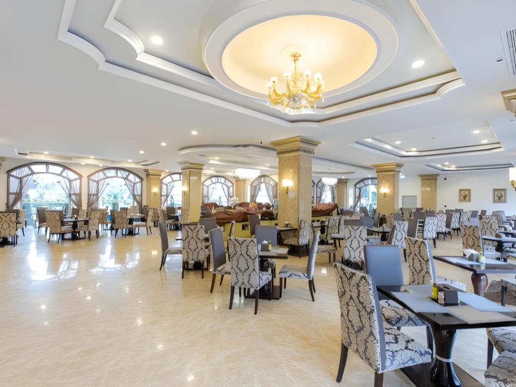 Lk Celestite Hotel Pattaya Bagian luar foto