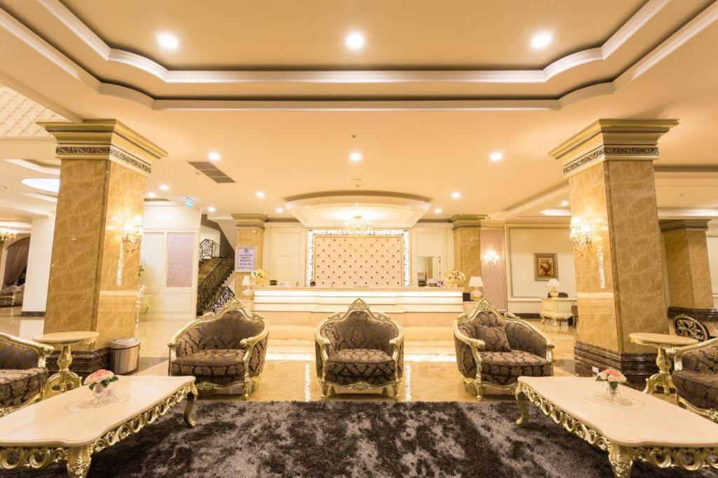 Lk Celestite Hotel Pattaya Bagian luar foto